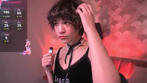 Snapshot of sandzu_ chatting on November 15, 9:00 pm Viola online show from November 15, 9:00 pm