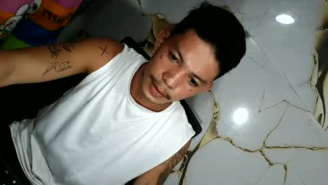 Snapshot of sangre_adamusxxx chatting on June 17, 12:29 pm sangre_adamusxxx online show from June 17, 12:29 pm