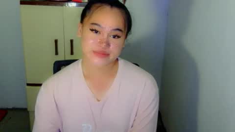 Snapshot of sangre_danaya chatting on November 28, 6:43 pm DANAYA online show from November 28, 6:43 pm