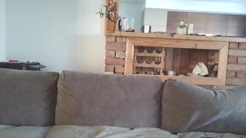 Snapshot of sanroom chatting on February 17, 1:40 pm sanroom online show from February 17, 1:40 pm