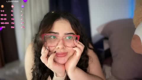 Snapshot of sansaleya69 chatting on May 28, 3:04 am sansaleya online show from May 28, 3:04 am