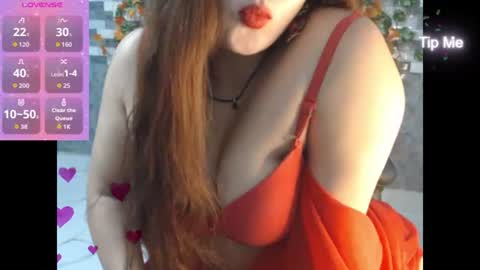 Snapshot of sansamischif chatting on August 2, 3:32 pm Shipra online show from August 2, 3:32 pm