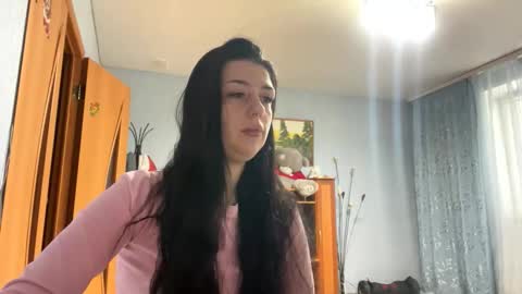 Alice online show from March 18, 12:08 pm