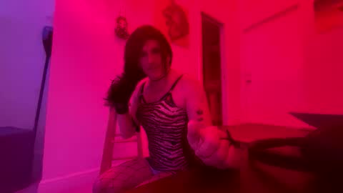 Snapshot of santanacd chatting on October 22, 2:12 am Santana online show from October 22, 2:12 am