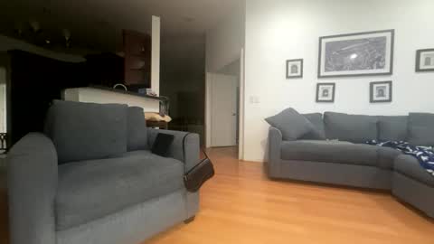 Snapshot of santanacd chatting on March 30, 4:24 am Santana online show from March 30, 4:24 am