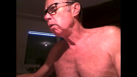 Snapshot of santhi56 chatting on May 12, 11:18 am santhi56 online show from May 12, 11:18 am