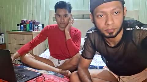 Santhiago  online show from September 21, 1:40 am