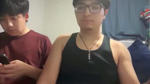 Snapshot of santiagodfreak chatting on November 16, 6:41 am Santiago18 online show from November 16, 6:41 am