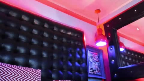 Santiago Hincapiie online show from March 15, 4:29 am