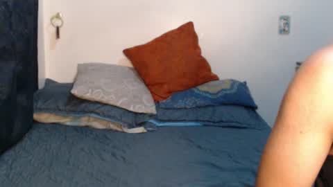 Snapshot of santiexxx chatting on November 25, 2:33 am santiexxx online show from November 25, 2:33 am