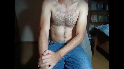 Snapshot of santifun33 chatting on October 4, 5:05 am Santiago online show from October 4, 5:05 am