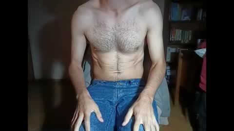 Snapshot of santifun33 chatting on December 3, 5:04 am Santiago online show from December 3, 5:04 am