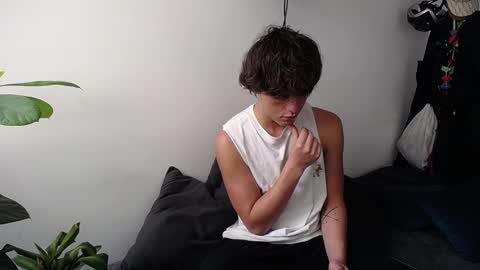 Santii online show from February 24, 12:59 pm