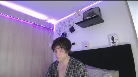 Snapshot of santii_rose chatting on July 9, 4:44 pm Santii online show from July 9, 4:44 pm