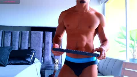 Santiago Seans online show from May 11, 3:29 pm