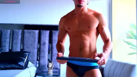 Santiago Seans online show from May 11, 4:04 pm