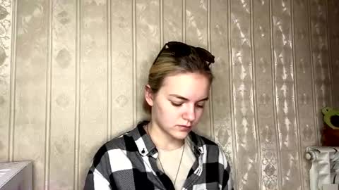 Snapshot of santinalabonne chatting on July 30, 7:07 am Rina online show from July 30, 7:07 am