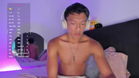 santi online show from March 2, 5:08 am