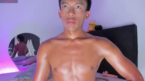 santi online show from March 12, 2:50 am