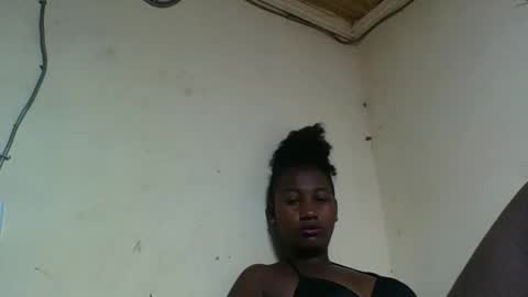 santiola online show from March 14, 12:32 pm