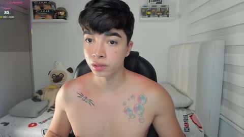 Mr. Santiago online show from April 28, 1:49 pm