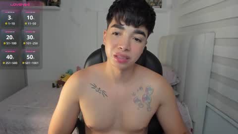 Snapshot of santy7u7 chatting on June 23, 1:31 pm Mr. Santiago online show from June 23, 1:31 pm