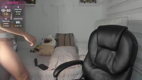 Snapshot of santy7u7 chatting on July 1, 2:07 pm Mr. Santiago online show from July 1, 2:07 pm