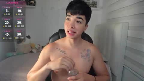 Snapshot of santy7u7 chatting on July 21, 1:46 pm Mr. Santiago online show from July 21, 1:46 pm