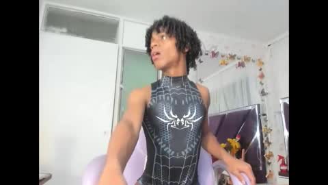 Snapshot of santy_bigcock_01 chatting on November 23, 3:17 am santy online show from November 23, 3:17 am