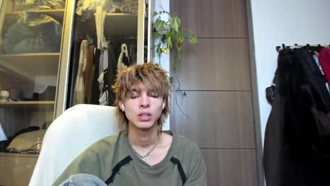 kitty online show from February 19, 3:28 am