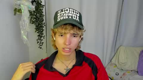 kitty online show from October 6, 2:53 am