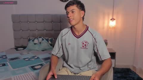 santy_stump online show from November 13, 9:03 pm