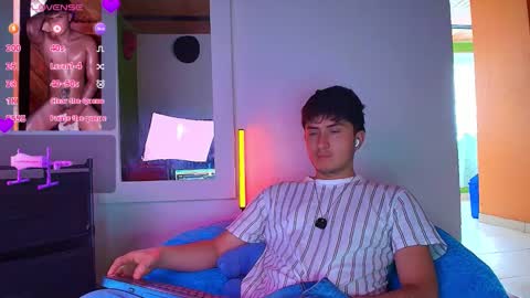 Snapshot of santyago_taylor chatting on November 11, 7:58 pm Santyago online show from November 11, 7:58 pm