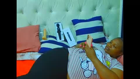 sanuche59670 online show from February 21, 7:37 pm