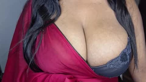 Snapshot of sanvi13 chatting on February 1, 3:10 pm sanvi13 online show from February 1, 3:10 pm