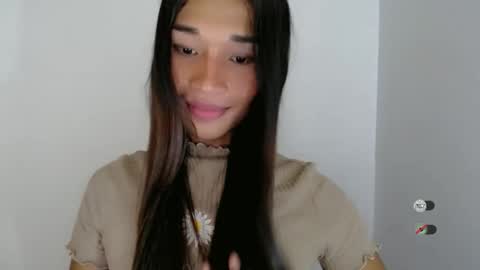 Snapshot of sanya_morenaxx chatting on April 4, 10:40 pm sanya_morenaxx online show from April 4, 10:40 pm