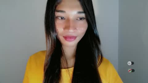 Snapshot of sanya_morenaxx chatting on April 10, 3:45 am sanya_morenaxx online show from April 10, 3:45 am