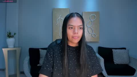 Snapshot of saphirajames chatting on June 17, 6:09 pm Saphira James online show from June 17, 6:09 pm