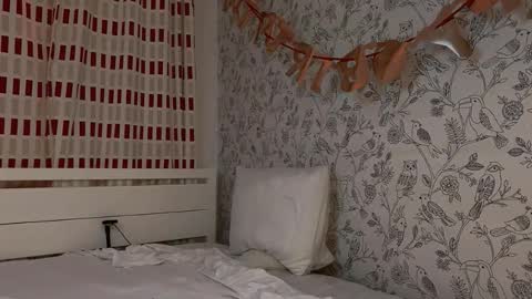 sapph1res online show from March 13, 6:36 pm