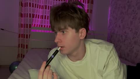 sapph1res online show from March 14, 7:08 pm