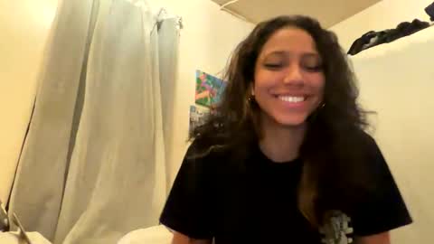 sapphire online show from December 4, 3:16 am