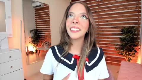 Snapshot of sapphire_venus chatting on January 28, 10:01 pm Valerin online show from January 28, 10:01 pm