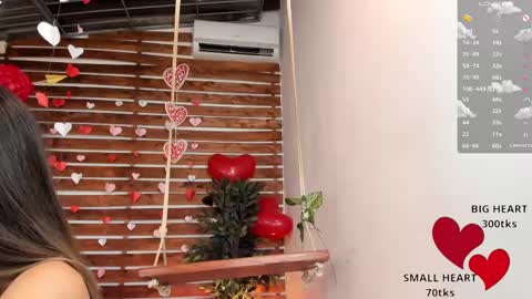 Snapshot of sapphire_venus chatting on February 15, 1:31 am Valerin online show from February 15, 1:31 am