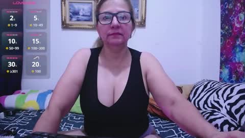 sara online show from November 5, 11:16 pm