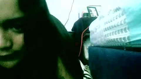 Snapshot of sara216098 chatting on February 23, 9:45 pm Sara online show from February 23, 9:45 pm