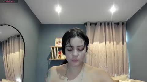 Snapshot of sara__michell chatting on July 18, 11:58 am online show from July 18, 11:58 am