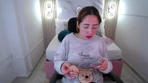 Sara... online show from July 24, 5:38 am