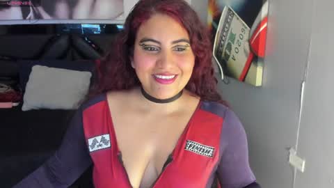 Snapshot of sara_bdsm chatting on July 19, 5:05 pm sara_bdsm online show from July 19, 5:05 pm