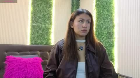 Sara online show from February 28, 11:44 am