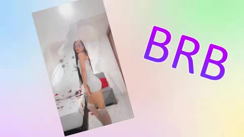 Snapshot of sara_carmona chatting on November 2, 9:33 am SARA online show from November 2, 9:33 am